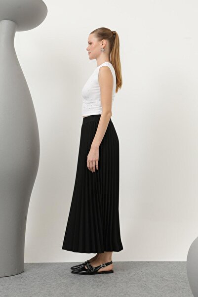 Puane 18232 Women's Pleated Skirt