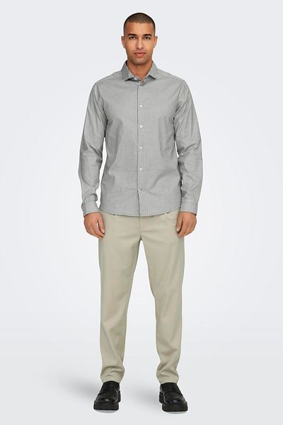 ONLY Men's Cotton Elastic Tapered Cut Pants 22030351
