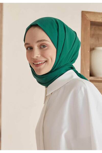 Fresh شال فوال قطني رقيق باللون الأخضر الغابة