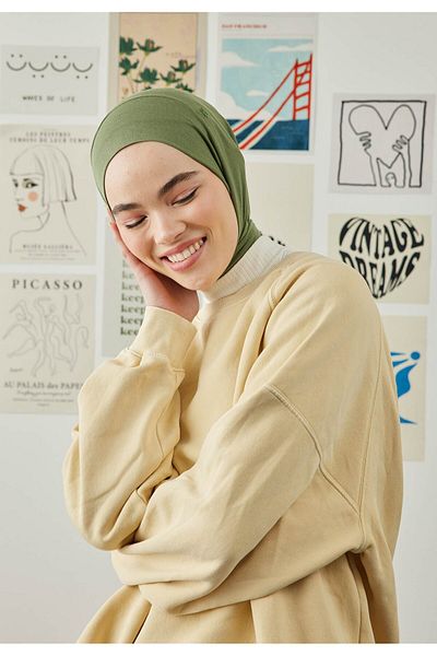 Fresh Athletic Hijab Pine Green