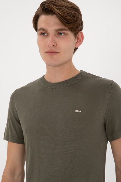 U.S. Polo Assn. Men's Slim Fit Crew Neck Dark Khaki T-Shirt 50306456 -Vr111