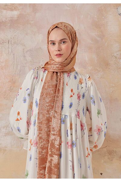 Fresh Luxury Shine Shawl Cinnamon