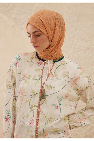 Fresh Voile Crash Peach - Stylish and Comfortable Shawl