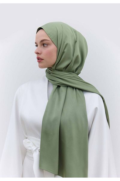 Fresh Silky Elegance - Stylish Judge