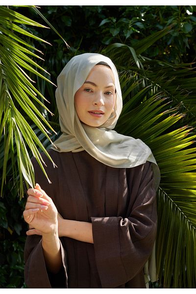 Fresh Viscose Shawl - Rami Sahara Model