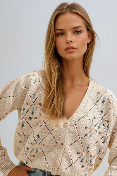 VAGGON Women's Beige Diamond Patterned Floral Embroidered Knitwear Cardigan Vgn-X8993