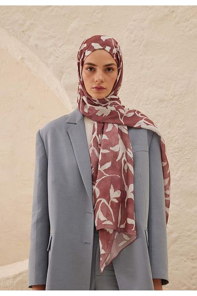 Fresh Petunia Patterned Ramie Shawl - Dried Rose Design