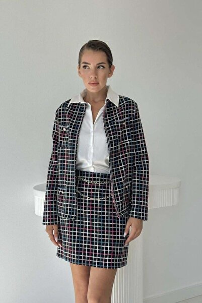 Butik Set jachetă neagră și fustă cu lanț