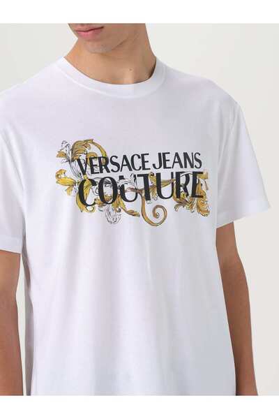 Versace Men's Crew Neck Short Sleeve White T-Shirt with Lettering and Pattern 78Gahc05Cj01C-G03