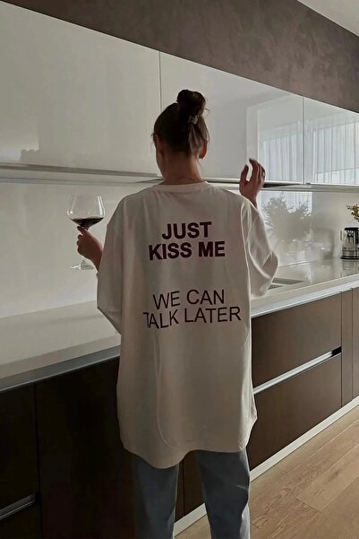 Violon Just Kiss Print Detaljna Oversize Unisex Majica Kratkih Rukava