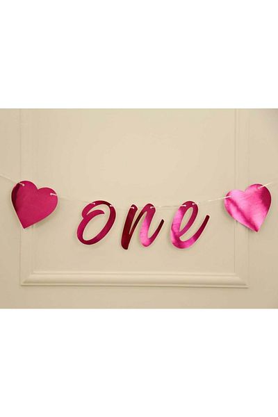 Organizasyon Pazarı Banner de culoare fucsia metalizat scris ONE Ornament de perete cu șnur Ornament de petrecere de 1 an