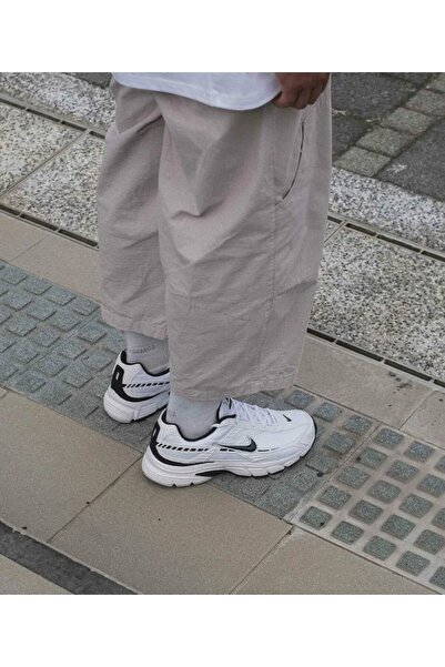 Nike Erkek Initiator Siyah Beyaz Günlük Yürüyüş Ayakkabısı 394055