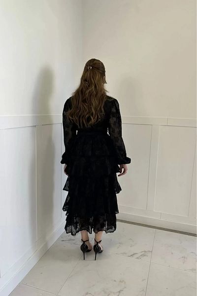 Afiş Butik Φόρεμα με λουλουδάτο σχέδιο με λουλουδάτο σχέδιο με λεπτομέρεια σε στρώσεις