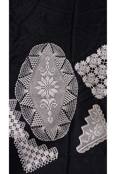 Papatyam Hand Knitted Crochet 1 Piece Coffee Table (40X25), Piece Lace/Vintage/Dowry