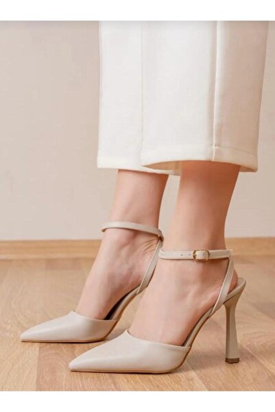 Bİ&CO Kadın Deri Arkası Babtlı Topuklu Ayakkbı