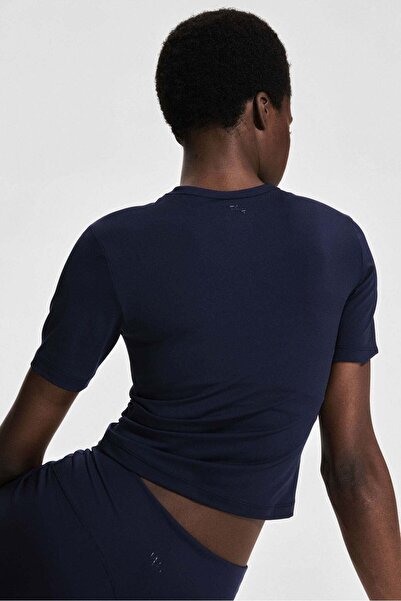 H&M قميص رياضي قصير من DryMove™