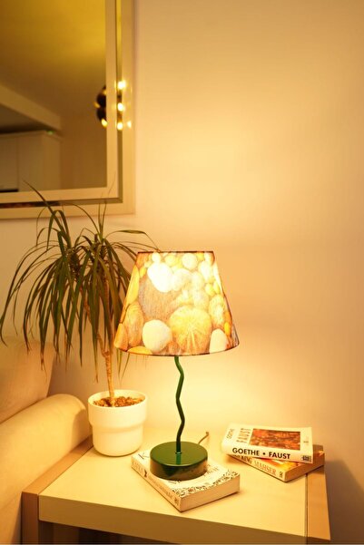 retro home design Yeşil Zikzak Ayaklı Çakıltaşı Baskılı Kumaş Masa Lambası De...