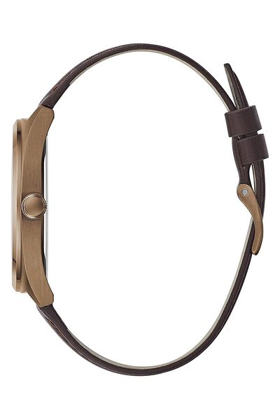 Generic Guess Gents Watch Yellow Gold Case Quartz