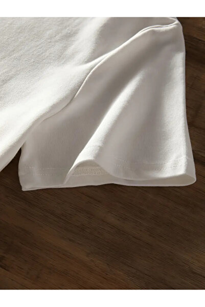 PENTHİLUS Women's Floral Print T-Shirt - Short Sleeve, Round Neck, Spine and Flower Design