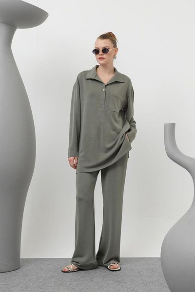Loreen 20605 Women's Snap Collar and Pocket Detailed Trouser Suit
