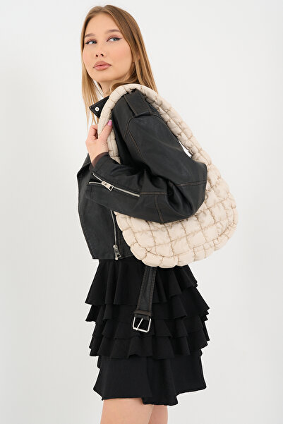 Fluffy Turkey Cluody Bag Cream Baguette Γυναικεία Καπιτονέ / Καπιτονέ Τσάντα Χεριού και Ώμου Μήκος: 25 Πλάτος: 35 Λαβή: 60 cm