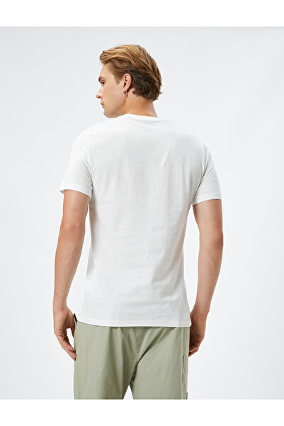 Koton Основна тениска с камуфлажна щампа с кръгла яка