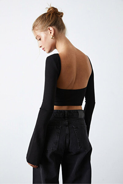 Beyyoglu Sırt Dekolte Uzun Kollu Top