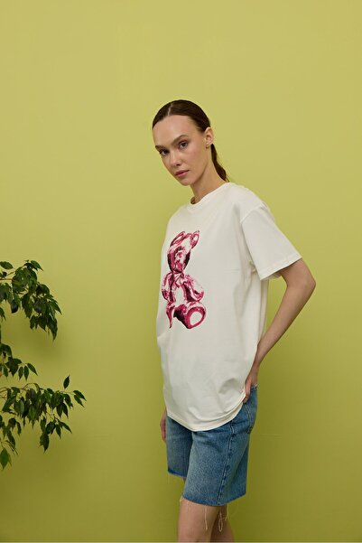 TUBİA Γυναικείο μπλουζάκι με στάμπα εκρού αρκουδάκι