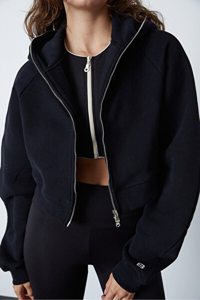 Beyyoglu Crop Hoodie