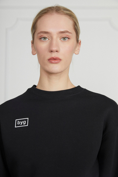 Beyyoglu Basic Crop Sweatshirt