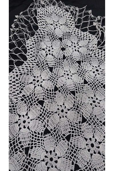 Papatyam Hand Knitted Crochet 1 Piece(105X70) Diamond Shaped Coffee Table Cover Lace/Vintage/Dowry Lace/Floss Thread