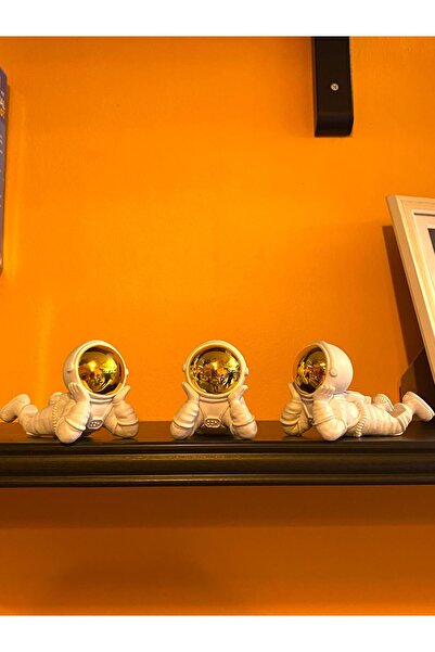 EL YAPIMI SEVİMLİ ASTRONOT HEYKELİ