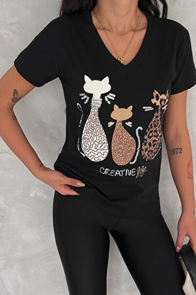 FEMELLE Dámské černé tričko s výstřihem do V velké velikosti s kočičí flitry vyšívané 100% bavlnou