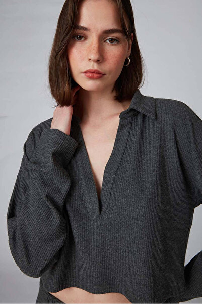 Beyyoglu Polo Yaka Bluz