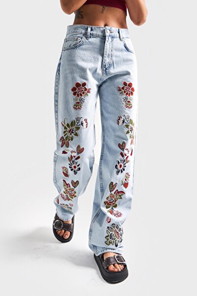 its basic Women's Snow Denim Color 4S5-3 Flower Embroidered Loose Fit 100% Cotton Design Denim Jean