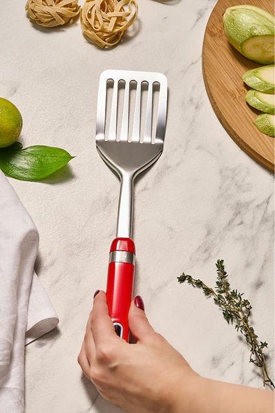 Karaca Mastermaid Slotted Spatula Red