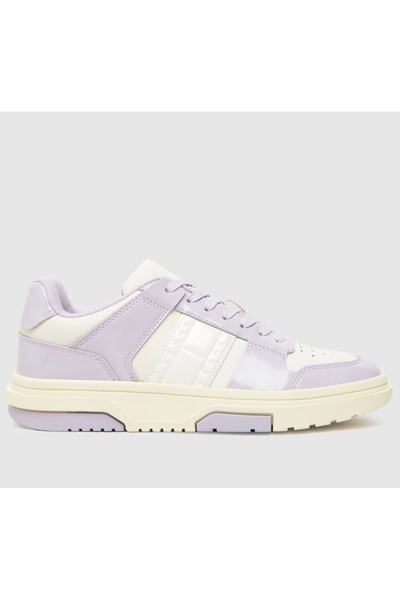 Tommy Hilfiger Tommy Hilfger Brooklyn Shoe of Shiny Leather Goblet Lavender F...