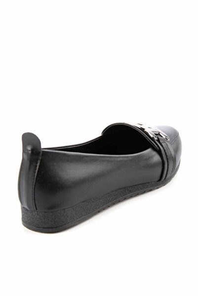 Bambi Siyah Kadın Loafer Ayakkabı K01823020609
