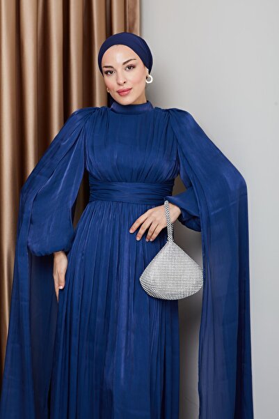 Olcay Öv és köpeny részletes Yorgo selyem hidzsáb estélyi ruha K. INDIGO 1237