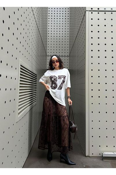 minaaise Brown Unlined Skirt and Embroidered Oversize T-Shirt, 29168 Model