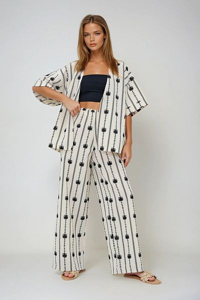 VAGGON Women's Black Floral Print Kimono and Palazzo Pants Linen Set