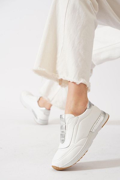 Moda Pie White Hardcover Messero Asymmetrical Motifs in White Fat Bird Spoon Style Women's Shoes