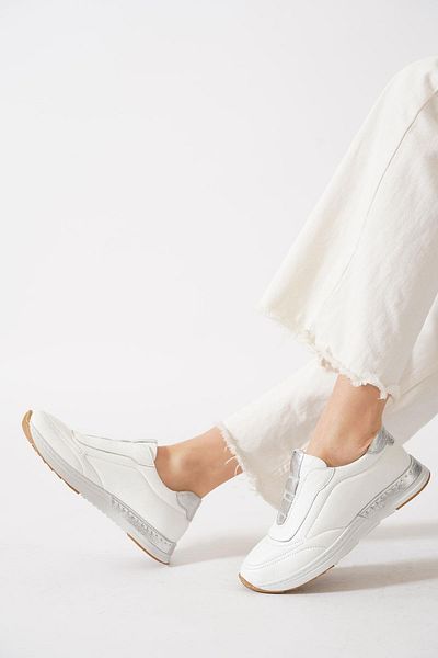 Moda Pie White Hardcover Messero Asymmetrical Motifs in White Fat Bird Spoon Style Women's Shoes