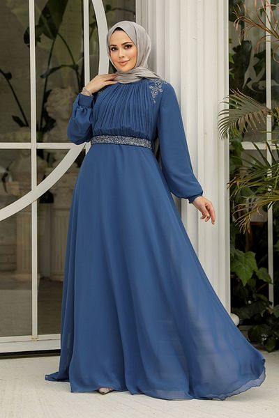 Neva Style Βραδινό φόρεμα με ντραπέ με λεπτομέρειες Indigo Blue Hijab 25879ım