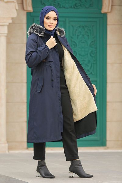Neva Style سترة حجاب باللون الأزرق الداكن من الفرو 60651l