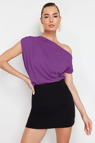 Trendyol Collection Plum Regular/Regular Fit Ασύμμετρη λαιμόκοψη μηδέν μανίκι κουμπωτή ελαστική πλεκτή μπλούζα TWOSS24BZ00396