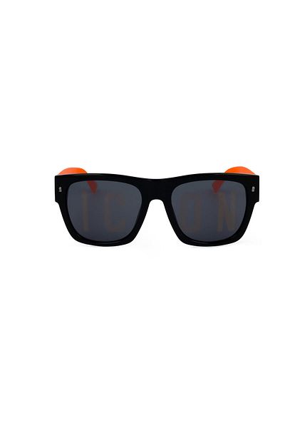 DSquared2 Modele butów DSQ SUN ICON 0004/S 8LZ z nowymi doświadczeniami Piłki