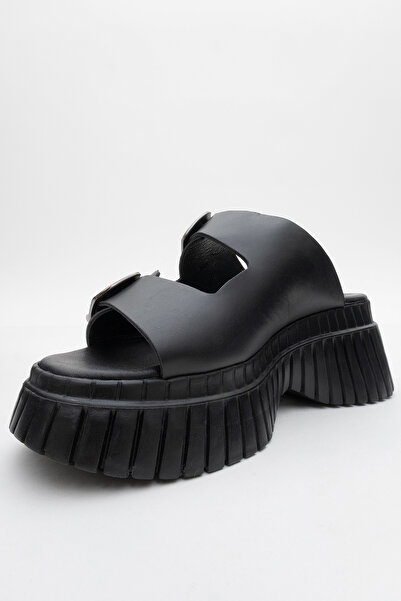 LuviShoes Γυναικείες παντόφλες με σφηνωτή σόλα JOANES Μαύρη Γνήσια Δερμάτινη Διπλή Ζώνη