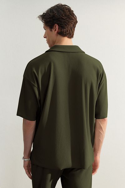 Trendyol Collection Тениска с тениска с поло яка и тениска Limited Edition Khaki Textured - Oversize Cut TMNSS23po00020