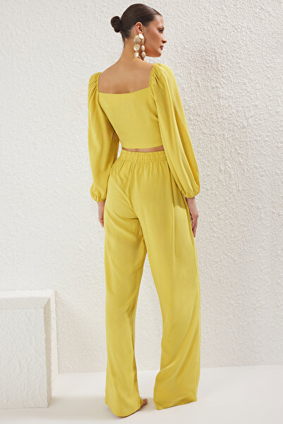 Trendyol Collection Zöld, sima szövésű, felköthető blúz nadrágkosztüm TBESS23AU00072